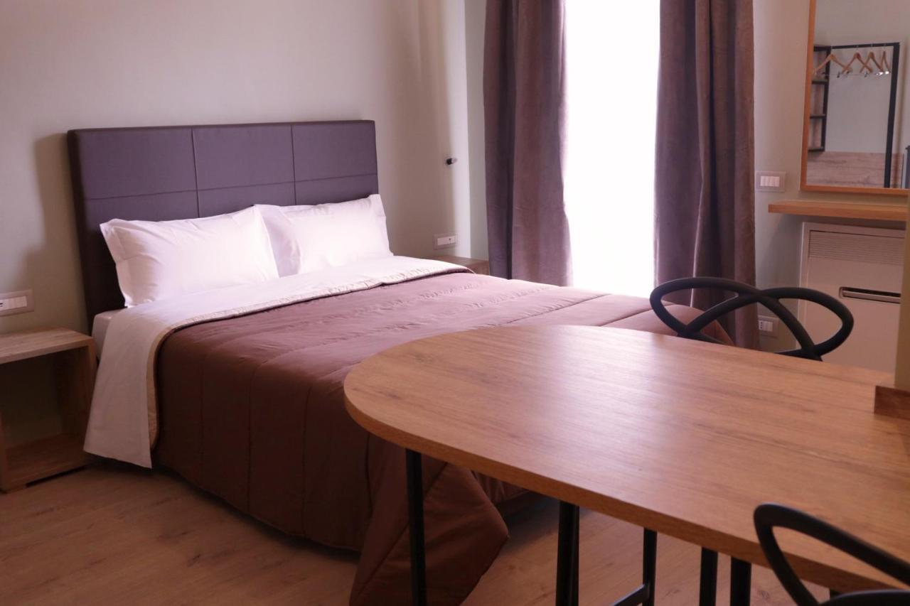Manhattan Room & Suite Bari Luaran gambar